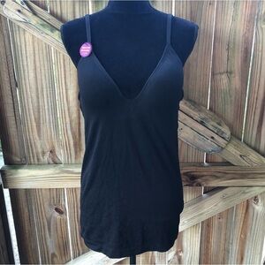 Carrie Amber Intimates Black Deep V-Neck Fitted Smooth Molded Cup Cami Size 2X